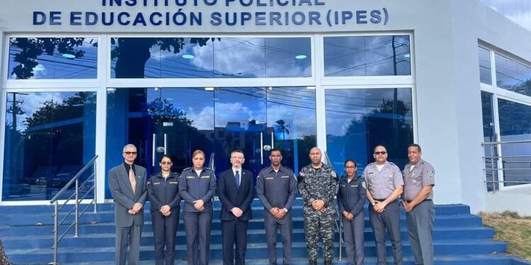 IPES fortalece relaciones interinstitucionales con universidad El Bosque de Bogotá Colombia