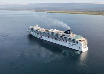 Abinader hace historia al cumplir promesa en Pedernales con la inauguración de puerto turístico y recibimiento de primer crucero
