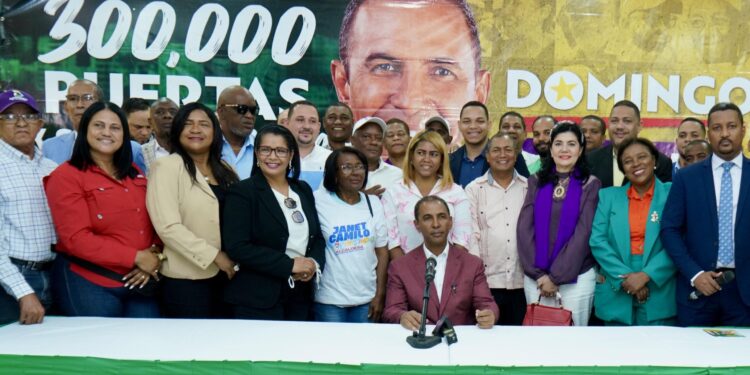 Domingo y Omar tocarán 300 mil puertas en DN