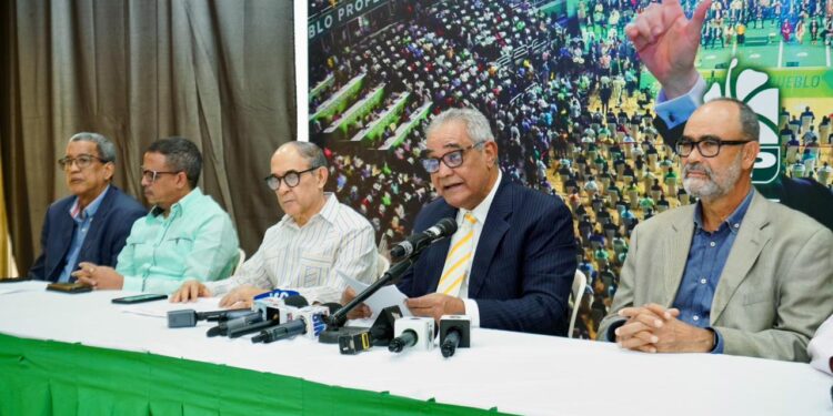 Abinader pone en peligro la vida de mucha gente al inaugurar sin concluir obra de Monte Grande, denuncia FP