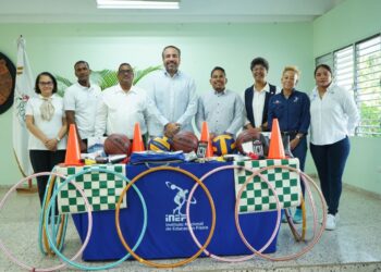 INEFI entrega utilería deportiva al Instituto para  Sordos Santa Rosa