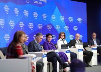 Vicepresidenta afirma en Davos que la implementación de políticas transparentes en RD ha permitido garantizar la estabilidad económica y social para atraer inversiones
