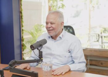 Oviedo aventaja a Rosa Peña en encuestas realizadas, afirma Salazar