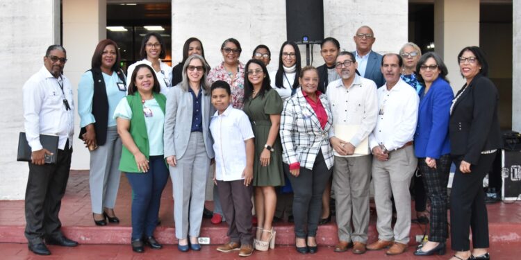 Minerd rinde tributo a Eugenio María de Hostos por sus aportes a la educación dominicana