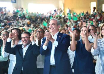 Alianza País proclama a Luis Abinader candidato presidencial de esa organización política 