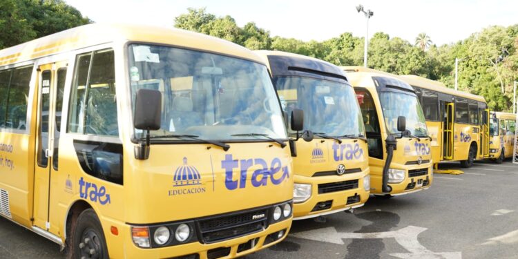 San Cristóbal ya dispone de transporte estudiantil para todas las escuelas 
