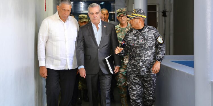 Presidente Abinader encabeza reunión de seguimiento al Plan de Seguridad Ciudadana