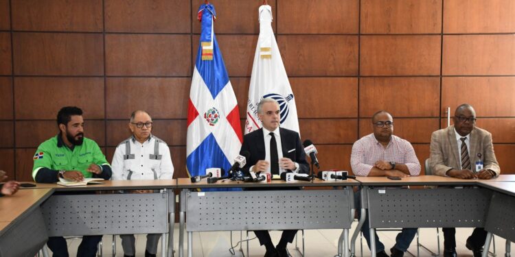 Falconbridge realiza pago del sueldo 13 a empleados tras emplazamiento Ministerio de Trabajo 