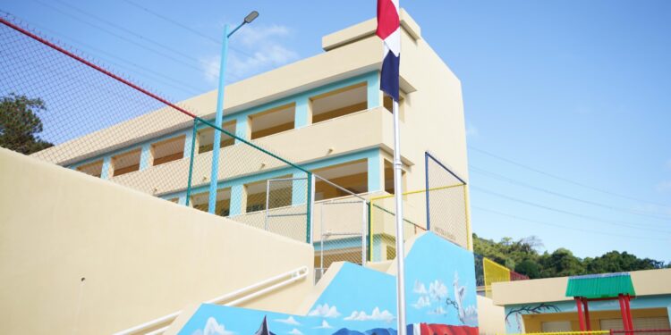 Minerd cede centros educativos a partir del 16 a la JCE para elecciones municipales