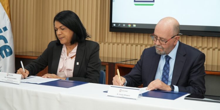 El Ideice y Unicaribe realizarán trabajos orientados al fomento de la investigación en educación