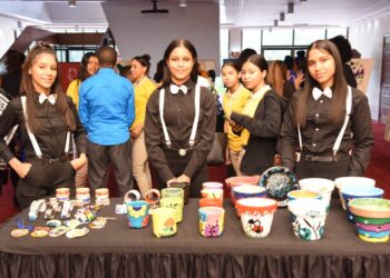 Minerd inicia Gala de Centro de la Modalidad en Arte en todas las escuelas del país