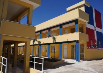 Un total de 282 planteles escolares entrarían al sistema educativo en el Año Escolar 2024-2025