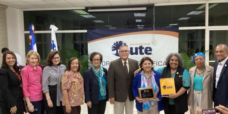 La universidad UTE celebra sus 35 años formando profesionales en la Población Adulta Dominicana