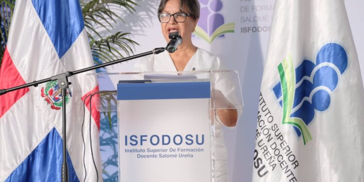 El Isfodosu presenta su nueva carrera profesoral