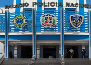 Policía Nacional sanciona ocho agentes arrestaron doctor Wazar Gómez.