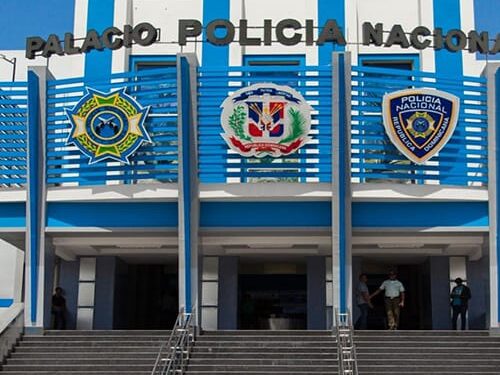 Policía Nacional sanciona ocho agentes arrestaron doctor Wazar Gómez.