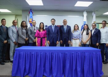 Indotel y Propeep firman acuerdo para facilitar creación de Centro de Innovación Cultural en San Cristóbal