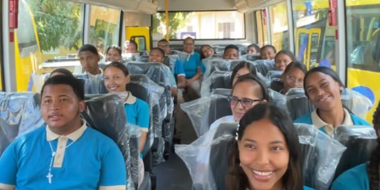 TRAE llega a 4 provincias del Sur para garantizar transporte seguro de estudiantes