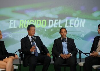 En el podcast: «El Rugido del León», Leonel conversó con jóvenes sobre tecnología e innovación para lograr desarrollo