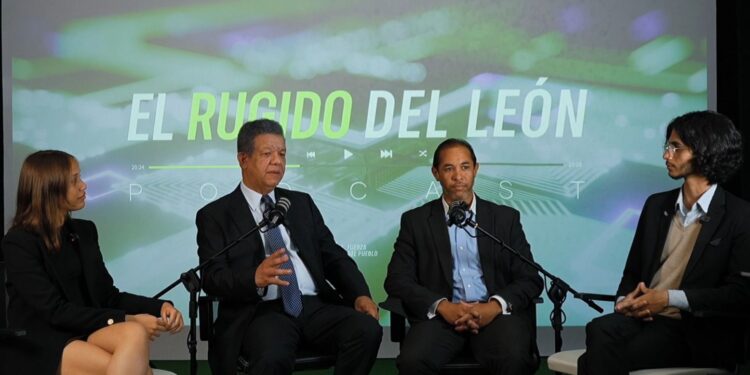 En el podcast: «El Rugido del León», Leonel conversó con jóvenes sobre tecnología e innovación para lograr desarrollo