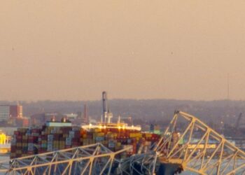 Colapso de Puente en Baltimore Después de Colisión con Barco Carguero