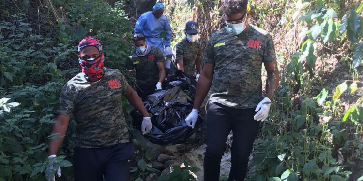 Encuentran cadáver de mujer en avanzado estado de descomposición en Peralta, Azua.