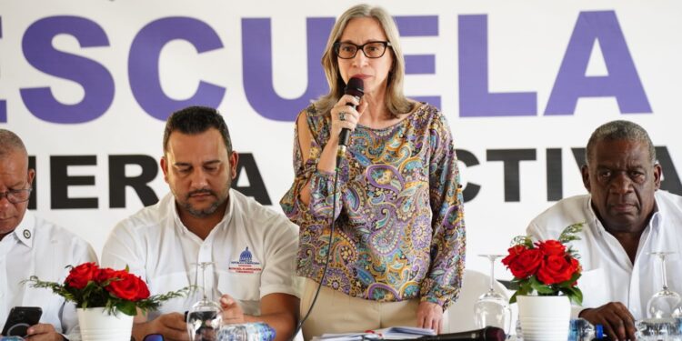 Gobierno lanza estrategia para activación deportiva y cultural de los estudiantes los fines de semana