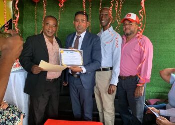 Nelson Gutiérrez es reconocido por dos entidades comunitarias en actos separados por trayectoria en defensa de los Derechos Humanos 