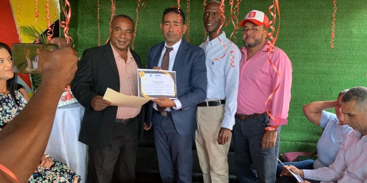 Nelson Gutiérrez es reconocido por dos entidades comunitarias en actos separados por trayectoria en defensa de los Derechos Humanos 