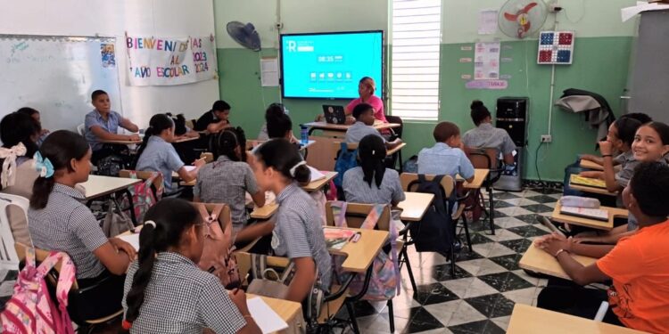 Minerd lamenta centros educativos con asistencia de más de 85% de estudiantes fueron afectados por paro de docencia ADP