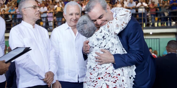 Presidente Abinader agotará agenda de trabajo en provincias Santiago y La Vega este fin de semana