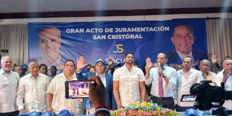 Oliver Santos y su estructura pasan a respaldar reelección Luis Abinader y Gustavo Senador