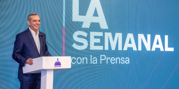 Presidente Abinader realizará este lunes encuentro LA Semanal con la Prensa desde Santiago
