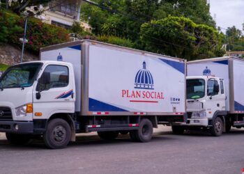 Gobierno inicia distribución de ayudas a familias afectadas por las lluvias en Samaná y Puerto Plata
