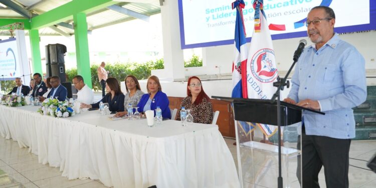 Minerd imparte taller para fortalecer competencias pedagógicas de directores de centros educativos