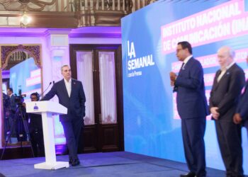 Abinader presenta anteproyecto de Ley de Libertad de Expresión, Medios Audiovisuales y Plataformas Digitales