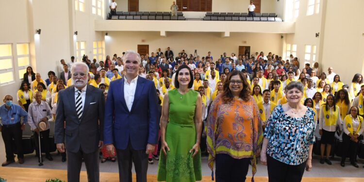 Escuela Taller del Ministerio de Trabajo gradúa 186 jóvenes en distintas áreas técnicas