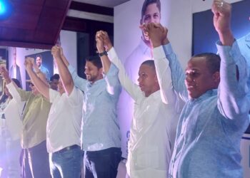 Cientos de personas pasan a respaldar a Luis y Gustavo vía Movimiento Amigos de Hiche