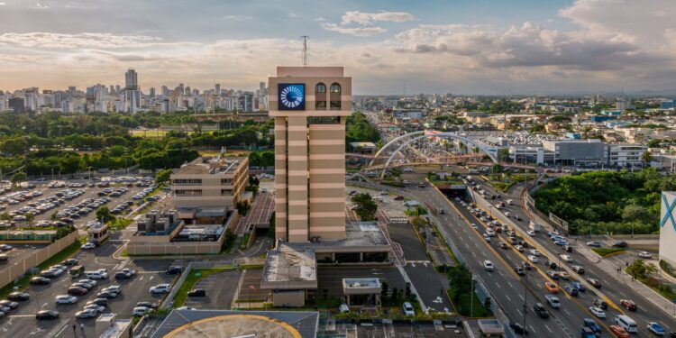 Global Finance, Euromoney, The Banker y PMW premian banca privada del Popular