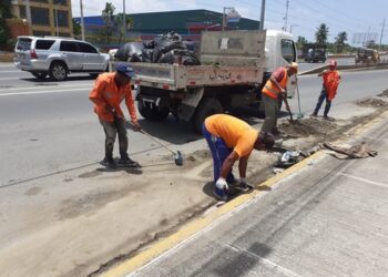 Obras Públicas y decenas de alcaldes electos asumirán limpieza de carreteras con el programa “Mi Autopista Limpia”