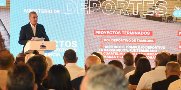Abinader revela se hará inversión en la Gran Arena del Cibao y los estadios Cibao y Julián Javier