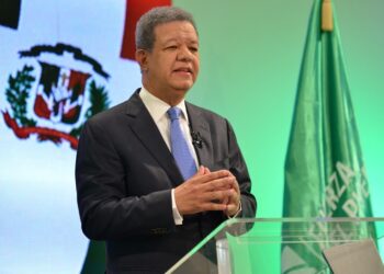 Leonel Fernández sobre su posible quinta candidatura: «La decisión no depende de mí»