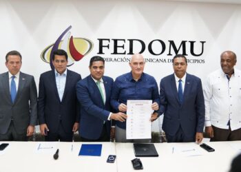 Fedomu, MEPyD y otras 8 entidades del Estado forman mesa para la implementación Ley 368-22 