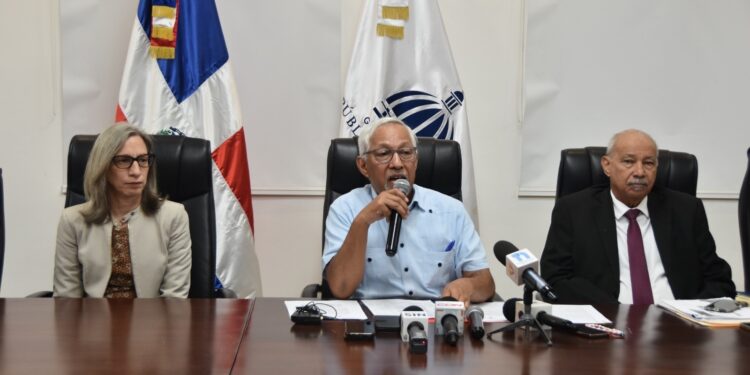 Ministerio de Educación llama a la sociedad a defender el derecho de los niños a la educación