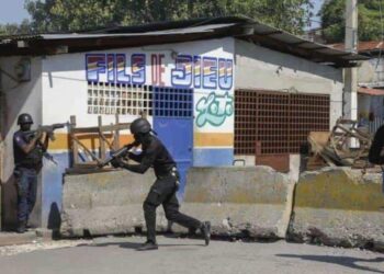 Haití extiende por un mes más el estado de emergencia