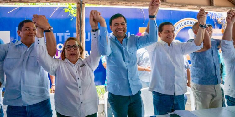 Roberto Ángel afirma que Abinader, Daniel Rivera y el PRM se han ganado los corazones de los santiagueros