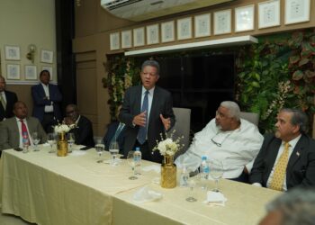 Leonel se reúne con partidos y movimientos aliados, agradece apoyo electoral