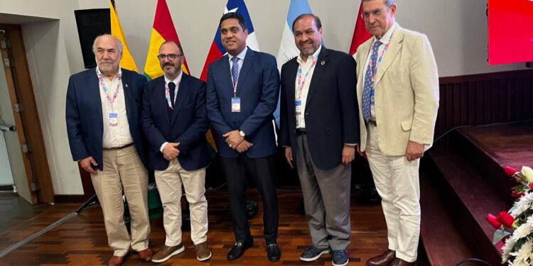 Presidente de Flacma, Kelvin Cruz, advierte no habrá desarrollo real sin combatir pobreza y lograr una auténtica equidad social