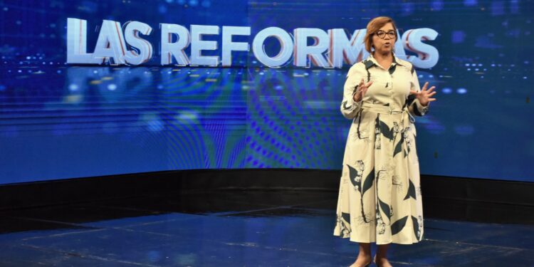 Ministerio de Economía y RTVD difundirán programa televisivo sobre “Las Reformas” que impulsa el Gobierno dominicano