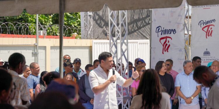 Roberto Ángel destaca el esfuerzo contínuo del Gobierno en mejorar el bienestar de las familias más vulnerables